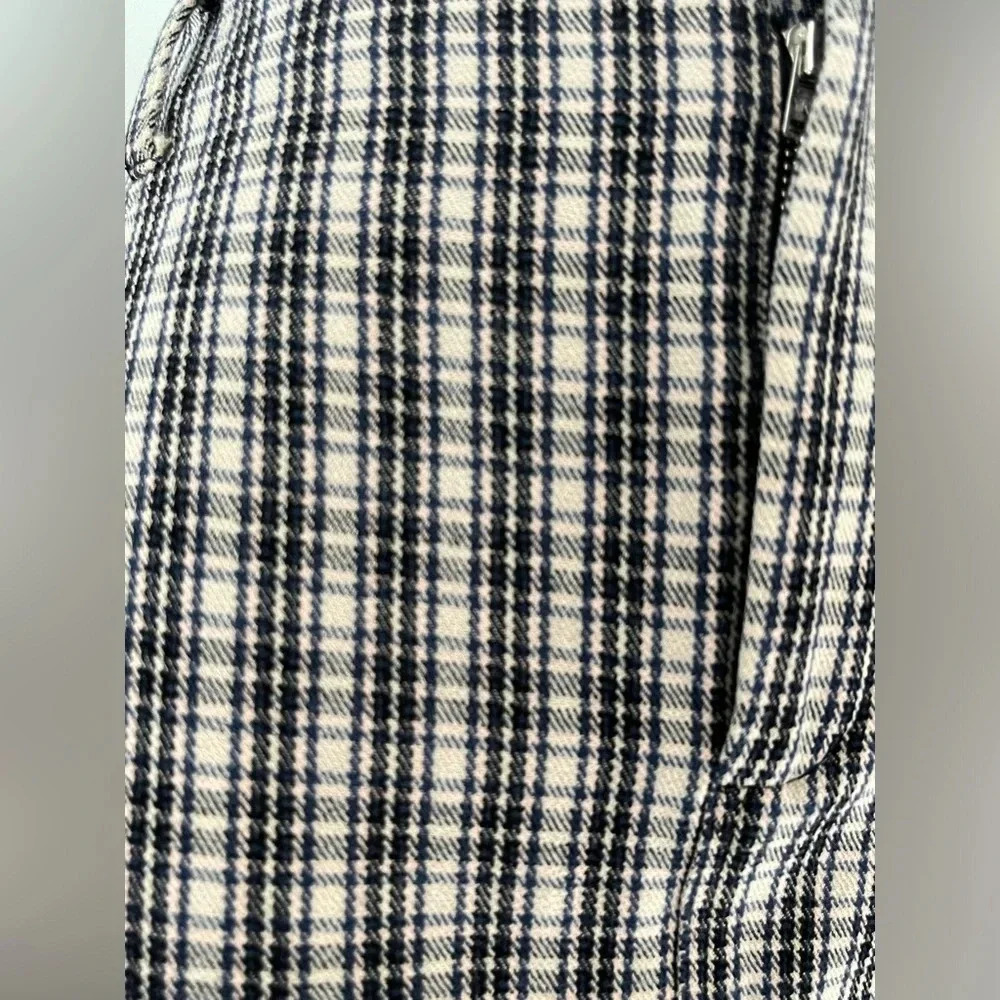 Hollister/ Belted/ Ultra high rise/ Plaid/ Mini skirt/ Size US XS - Picture 7 of 11